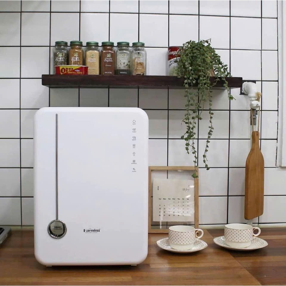 Máy tiệt trùng bình sữa UV Haenim HAENIM 4G Premium